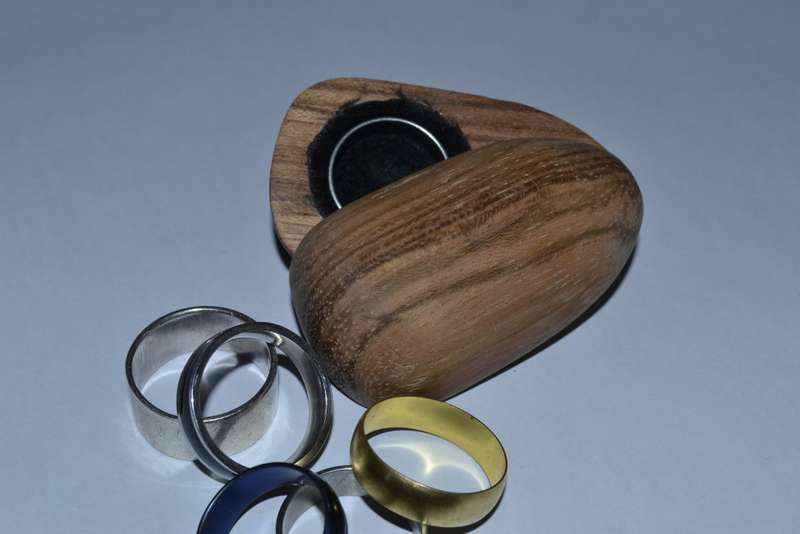 Egg ring box