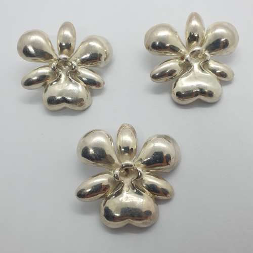 Sterling Silver Flower Earrings and Pendant set | Lucille maker stamp 35.6g total weight.