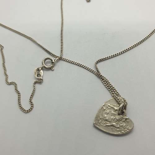 Sterling Silver chain with a stunning heart 1 Cent heart Pendant | 3.6g total weight.