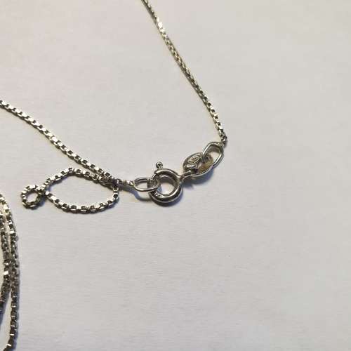 Beautiful Sterling Silver Necklace with Blue Stone Pendant