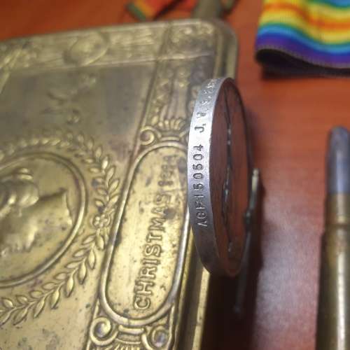 A collection of War Medals, Badges & Memorabilia | Bid to Take All | Crazy R1 Start