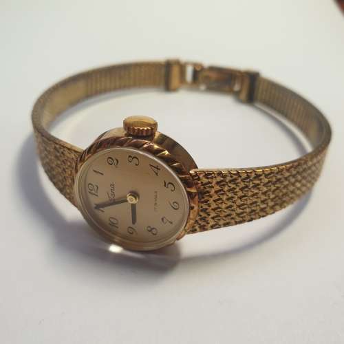 17 Jewels Tana Women`s Watch _ Beautiful Gold Tone with Stainless Steel Back