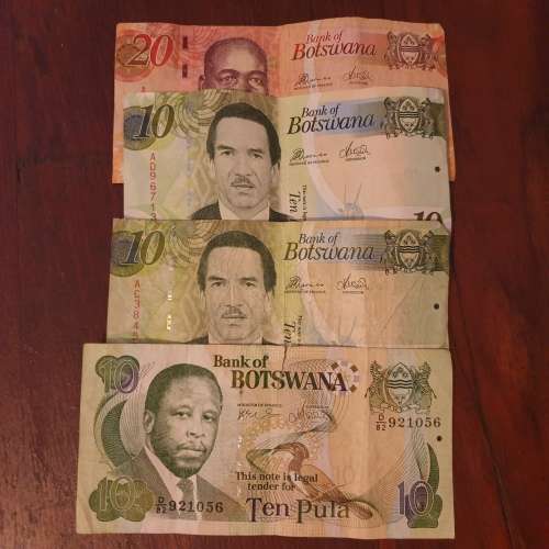 Variety of Old Collectable International Notes - Egypt, Pakistan, India and more - Bid to take All