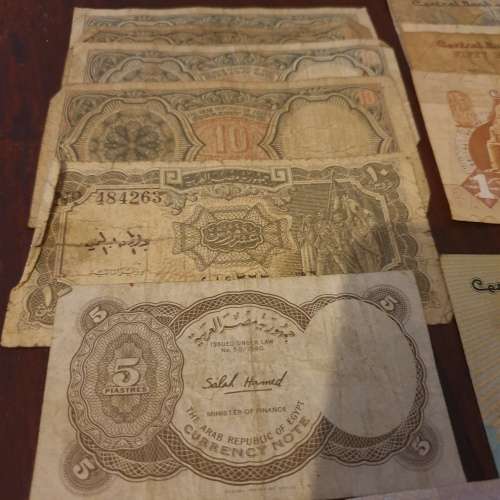 Variety of Old Collectable International Notes - Egypt, Pakistan, India and more - Bid to take All