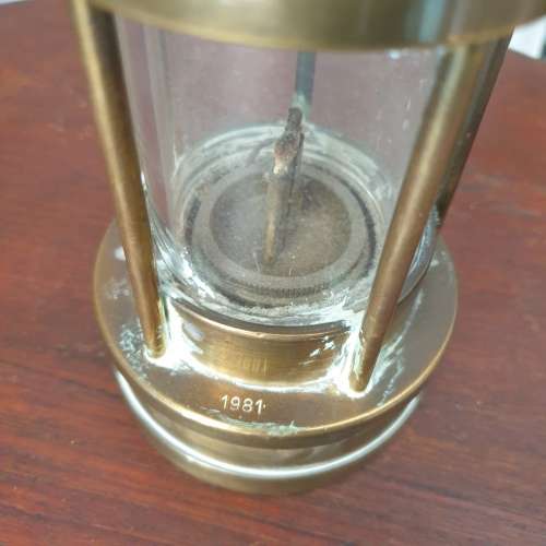 1981 E. Thomas and Williams LTD. Brass Cambrian Lamp Makers Aberdare Wales No. #80289