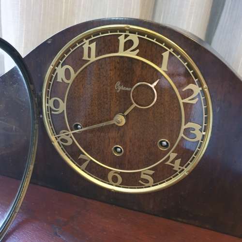 Vintage Cyrano Wooden Mantle Clock | Working and Chimes, but stops ticking after a while