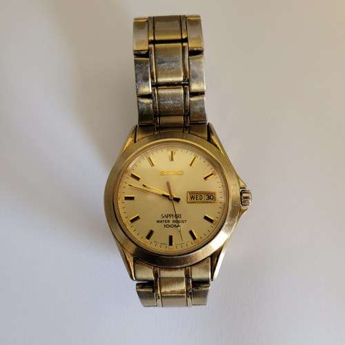 Seiko Sapphire Crystal Gold Tone Men`s Watch | Stainless Steel | 100m Water Resistant