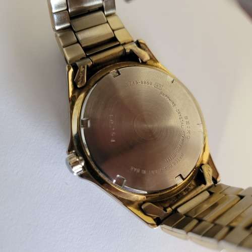 Seiko Sapphire Crystal Gold Tone Men`s Watch | Stainless Steel | 100m Water Resistant