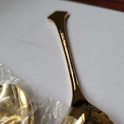 Six Beautiful Eetrite 24 Carat Gold Plated Fleur Design Teaspoons