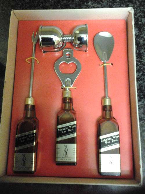 VINTAGE BAR SET IN ORIGINAL PACKAGE