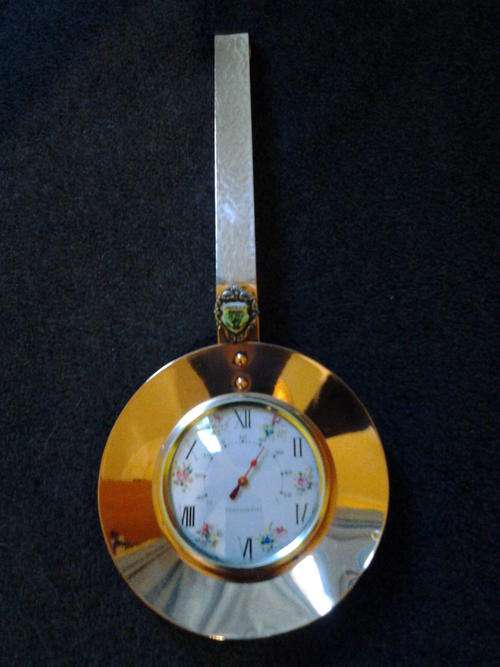 WALL PAN VINTAGE BRASS THERMOMETER