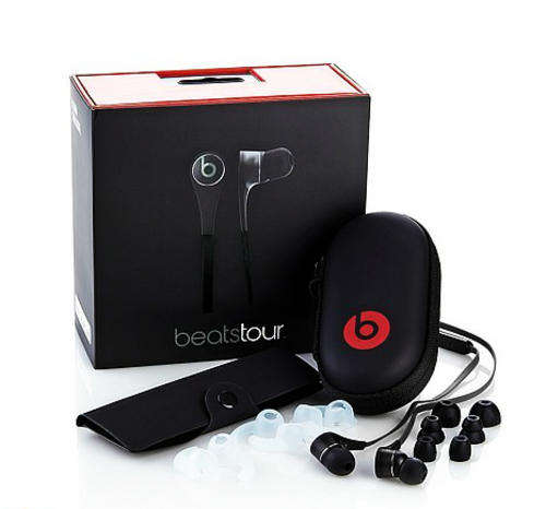 BEATS BY DRE TOUR 2.0 CRAZY AUCTION PRICE! Retail at R3900
