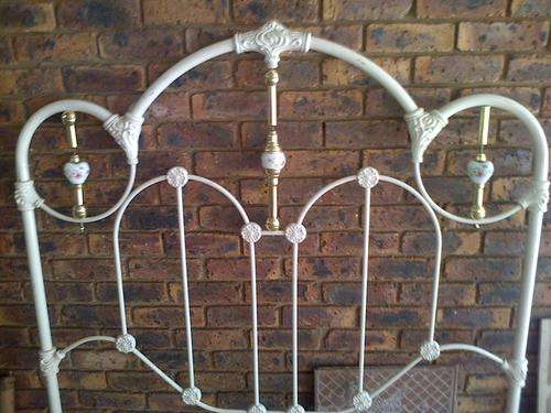 DOUBLE BED METAL HEADBOARD
