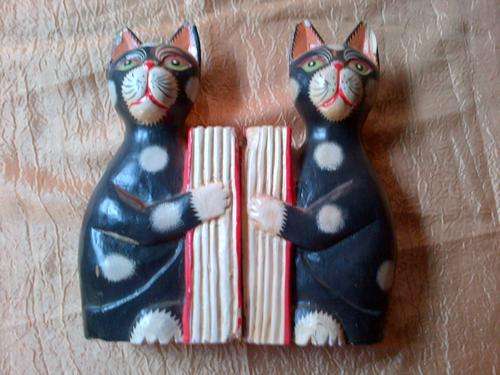 CAT BOOKENDS