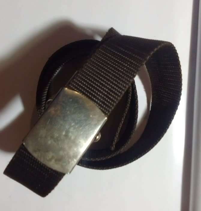 Metal buckle fabric belt