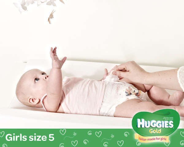 Huggies Gold Girl | Size 5 Mega Box
