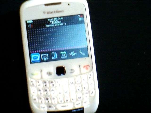 THE REAL 8520 BLACKBERRY SMARTPHONE