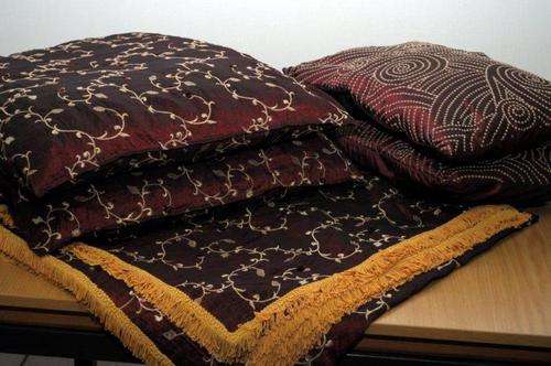 BEAUTIFUL Embroidered Tafetta Bed Cover & Pillows