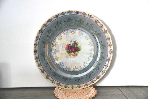 2 Antique Plates ***Bid per plate to take both***