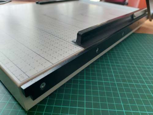 A3 Guillotine