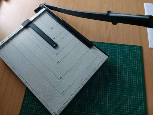 A3 Guillotine