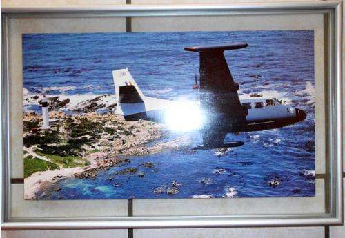 SADF / SA ARMY / SA WEERMAG - OLD SA AIRFORCE ALBATROS FRAMED