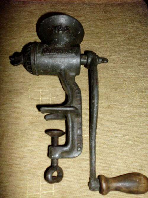 VINTAGE HAND MINCER-VLEISMEULE-BEATRICE NO 2-MADE IN ENGLAND