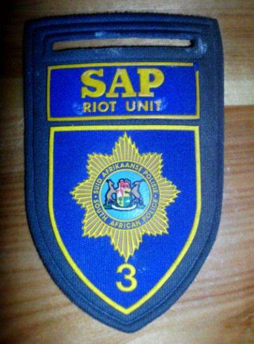 OLD SAPD-SAPS SHOULDER FLASH RIOT UNIT 3