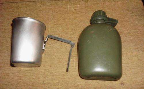 OLD SADF / SA ARMY / SA WEERMAG -WATER BOTTLE AND FIRE BUCKET