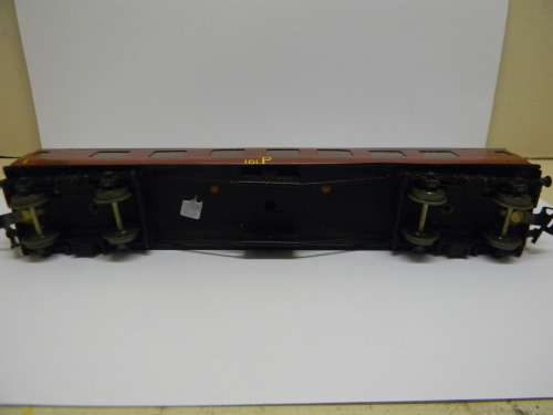 HORNBY DUBLO COACH MADE OF METAL