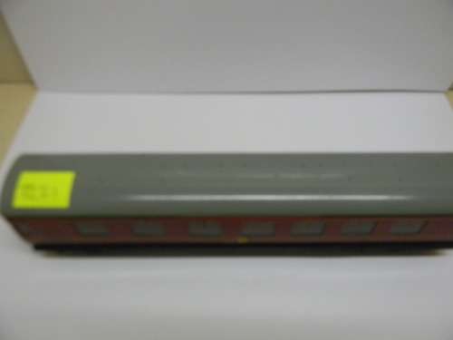 HORNBY DUBLO COACH MADE OF METAL