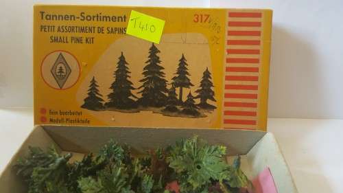 HO SMALL PINE KIT