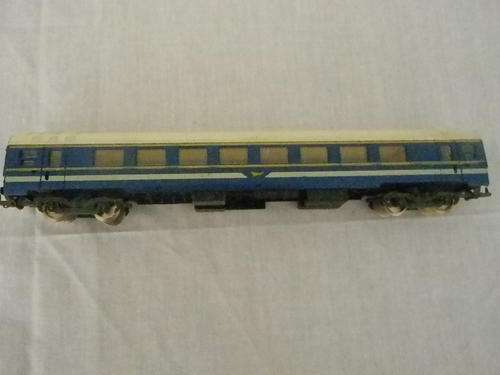 HO LIMA BLUE TRAIN COACH