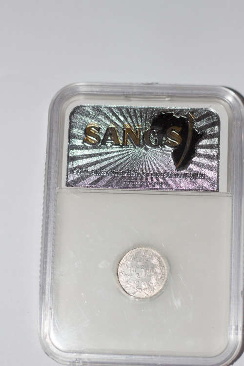 LOT of 5 graded & 1 ungraded ZAR/Union Coins. Total Hearns value: R10000+
