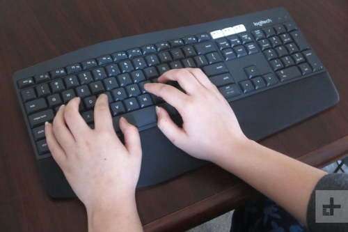 WIRELESS KEYBOARD