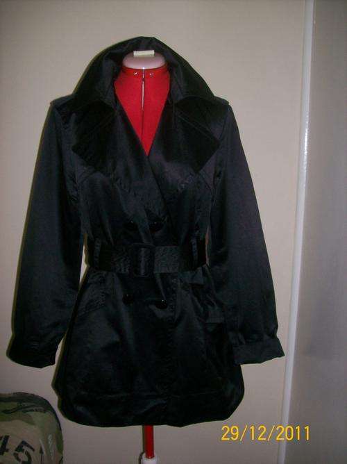 Black trench coat with belt Truworths Size SA 38