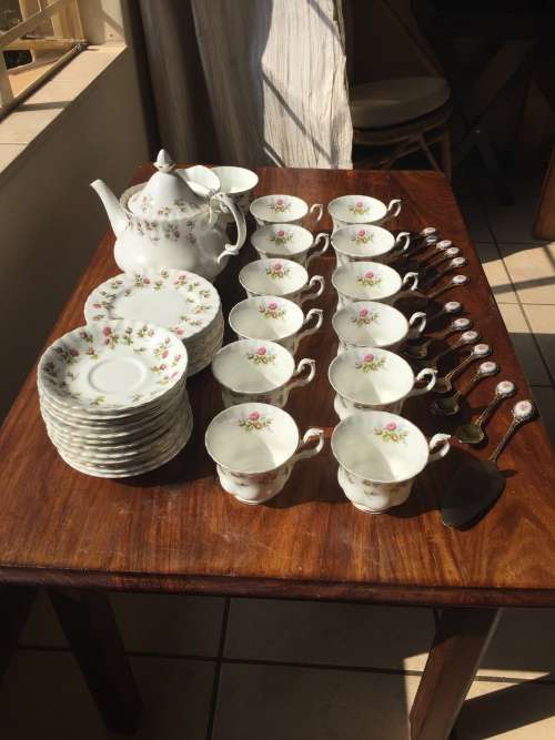 Royal albert winsome "England"