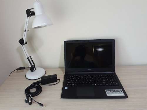 Bargain Acer Aspire 3 Desktop/Laptop (Used but near new condition)