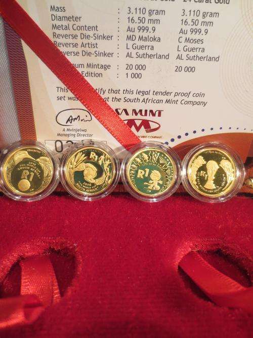 2010 FIFA World Cup R1 Gold Coin Prestige Set (2007-2010)