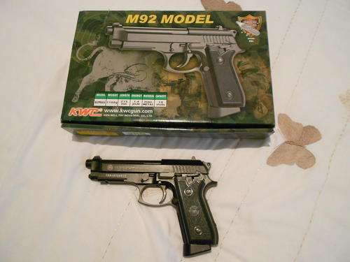 KWC M92 Gas blow back pistol