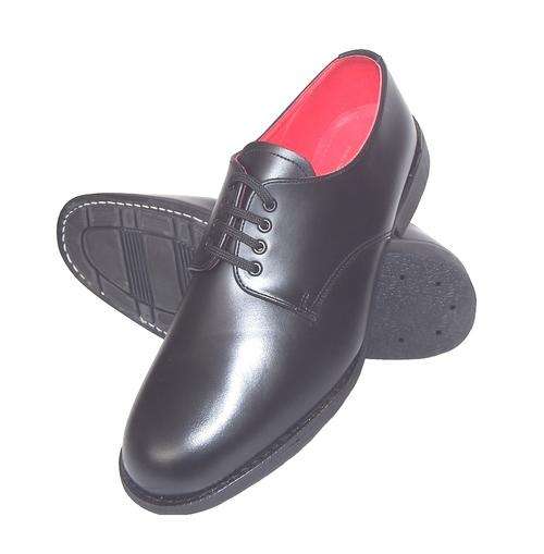 VARIOUS SECURITY BOOTS AND SHOES