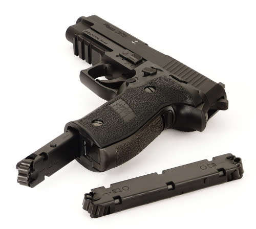 SIG SAUER P226 TAN x 16 ROUND CAPACITY also available in BLACK