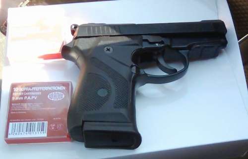 Kral formula 9 pepper pistol. BLANK GUNS