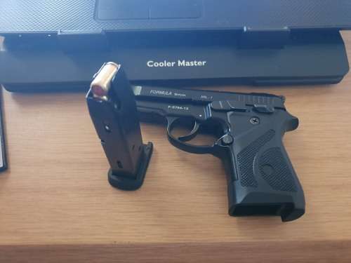 Kral formula 9 pepper pistol. BLANK GUNS