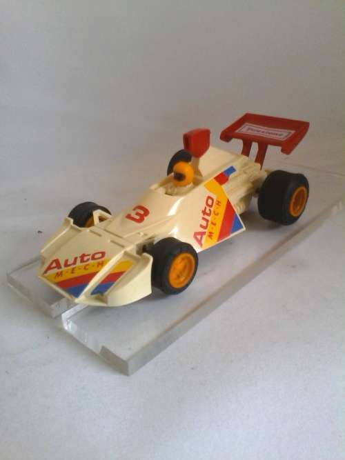 YEAR END STOCK CLEARANCE SALE! - Scalextric Auto Mech F3