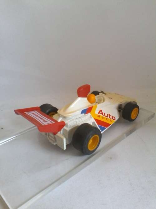 YEAR END STOCK CLEARANCE SALE! - Scalextric Auto Mech F3