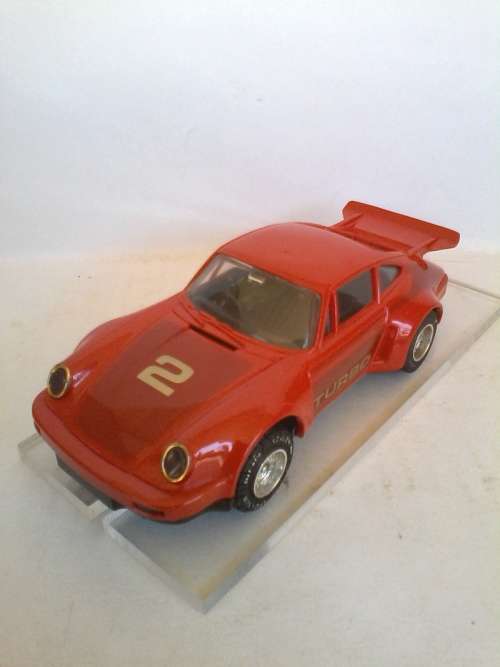 YEAR END STOCK CLEARANCE SALE! - Scalextric Porsche 930 Turbo Red