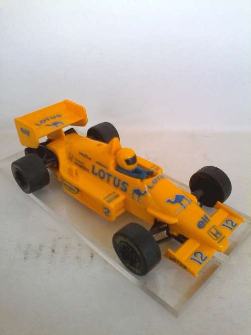YEAR END STOCK CLEARANCE SALE! - Scalextric Lotus Honda Formula 1 Ayrton Senna