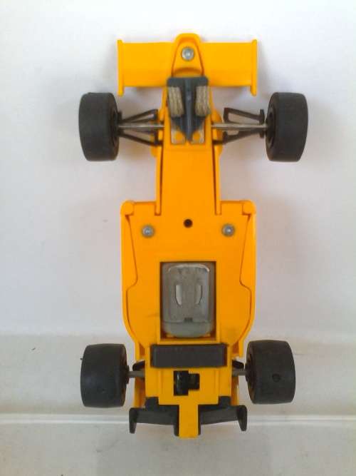 YEAR END STOCK CLEARANCE SALE! - Scalextric Lotus Honda Formula 1 Ayrton Senna