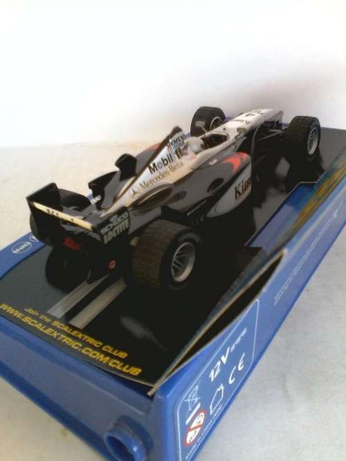 Scalextric C2416 McLaren Mercedes MP4/16 F1 Boxed
